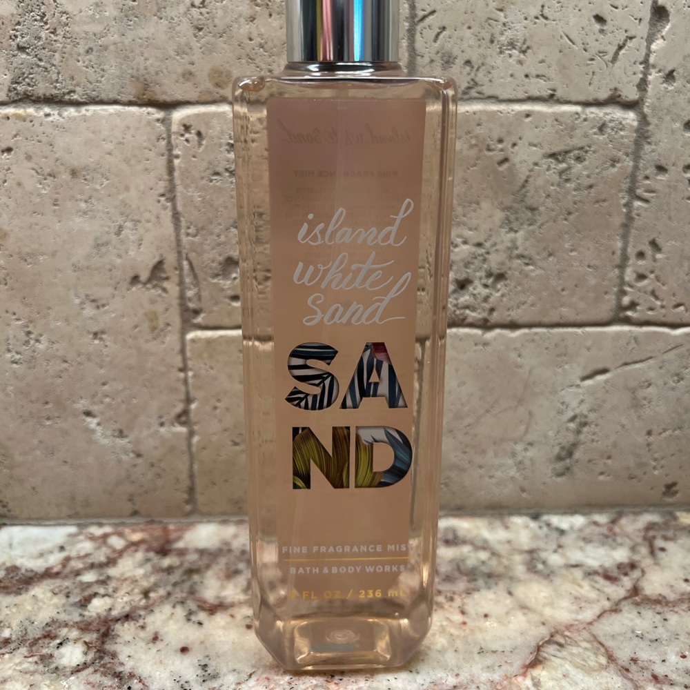 *Retired* Island White Sand BBW Body Mist!
